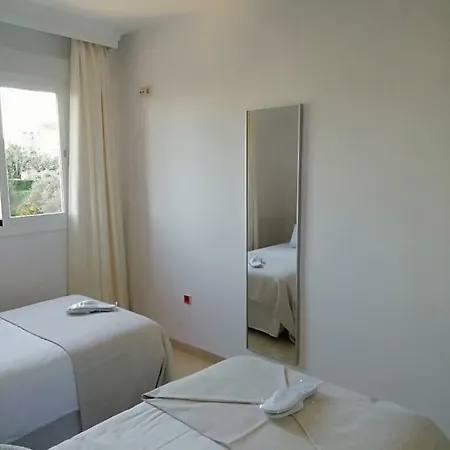 Club La Costa World 丰希罗拉